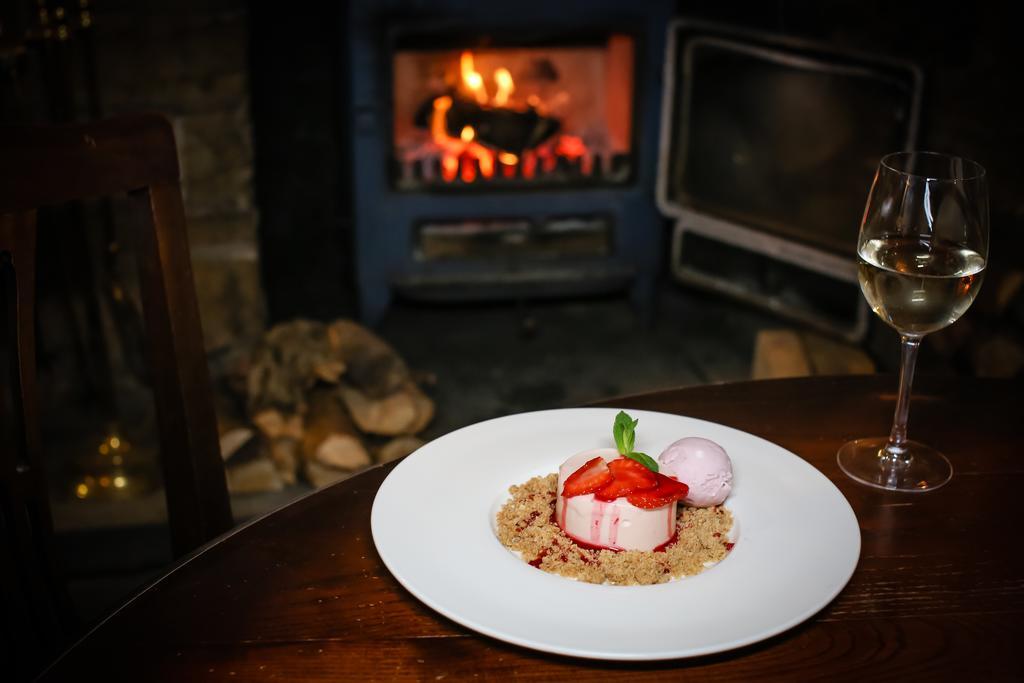 The Plough & Restaurant